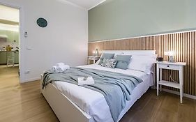 Motor Valley Boutique Apartment - 3 Suites